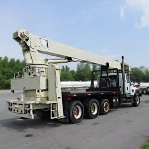 900A-stand-up-national-boom-trucks