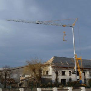 Igo-13-Igo-Self-Erecting-Crane