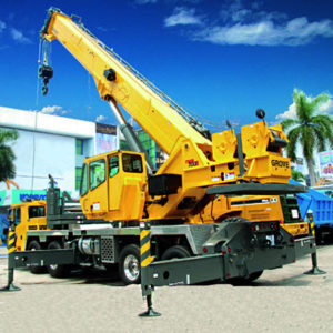 TMS700E-Truck-Mounted-Crane-Grove