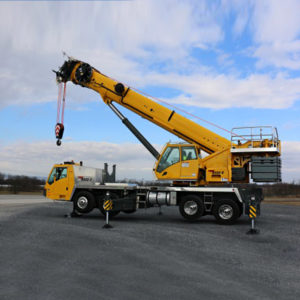 TMS9000-Truck-Mounted-Crane-Grove