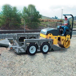 7610-Flatbed-Trailer-jlg