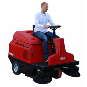 r850-ride-on-sweeper-rcm